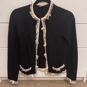 Chanel Cardigan Sz 36 Great Condition